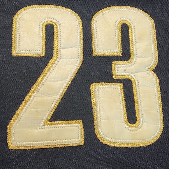 Cleveland Cavaliers LeBron James - Alternate (2005-10) - 48 - Picture 5 of 8